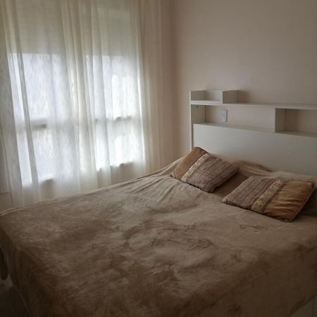 בואנוס איירס Petit Apartment En Avenida Belgrano מראה חיצוני תמונה
